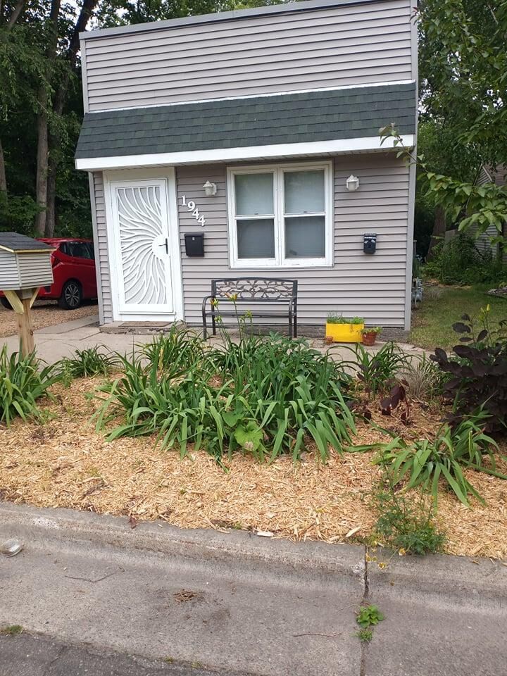 Property Photo: 1944 Ivy Avenue E MN 55119