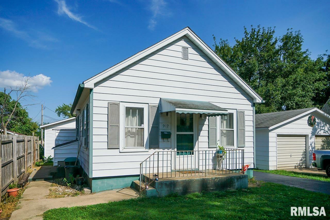 Property Photo:  912 N 5th Street  IL 61523 