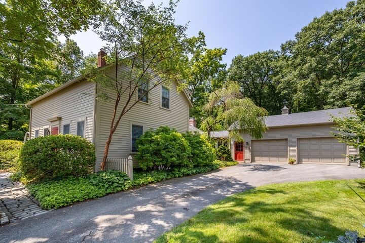 Property Photo:  8 Piper Rd  MA 01720 