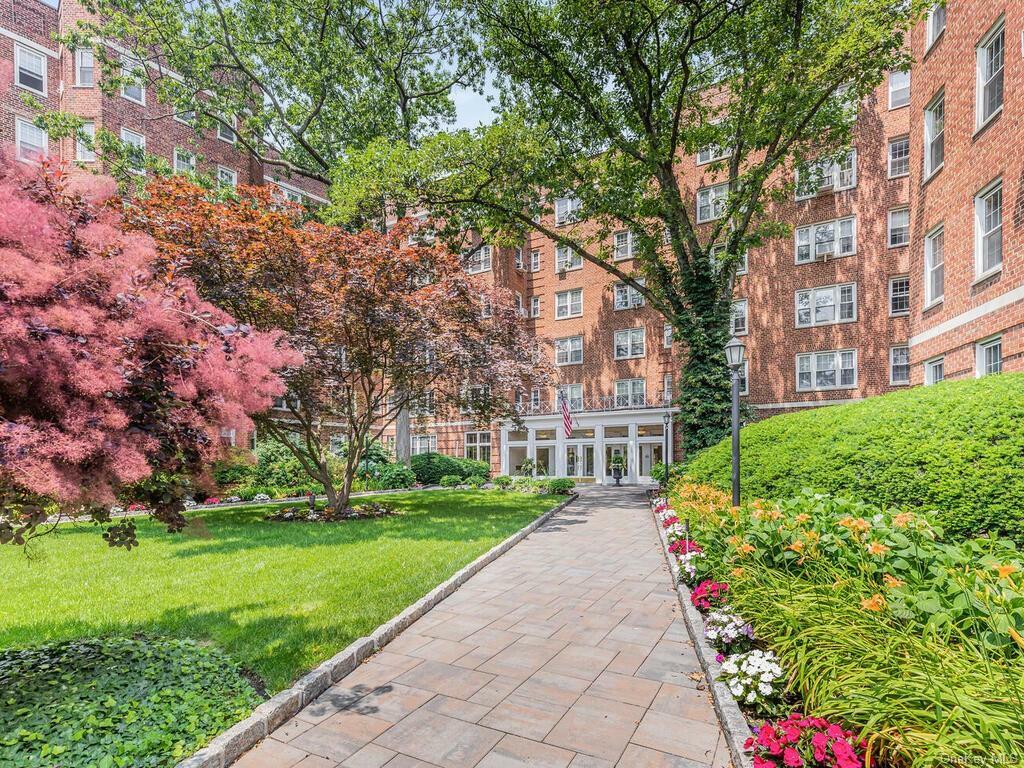 Property Photo: 949 Palmer Road 3L NY 10708