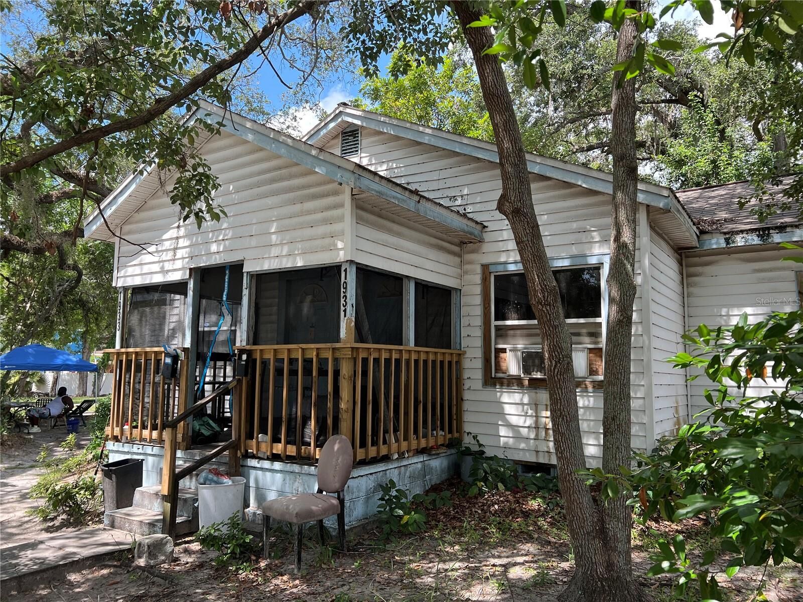 Property Photo: 1933 10th Street S FL 33705