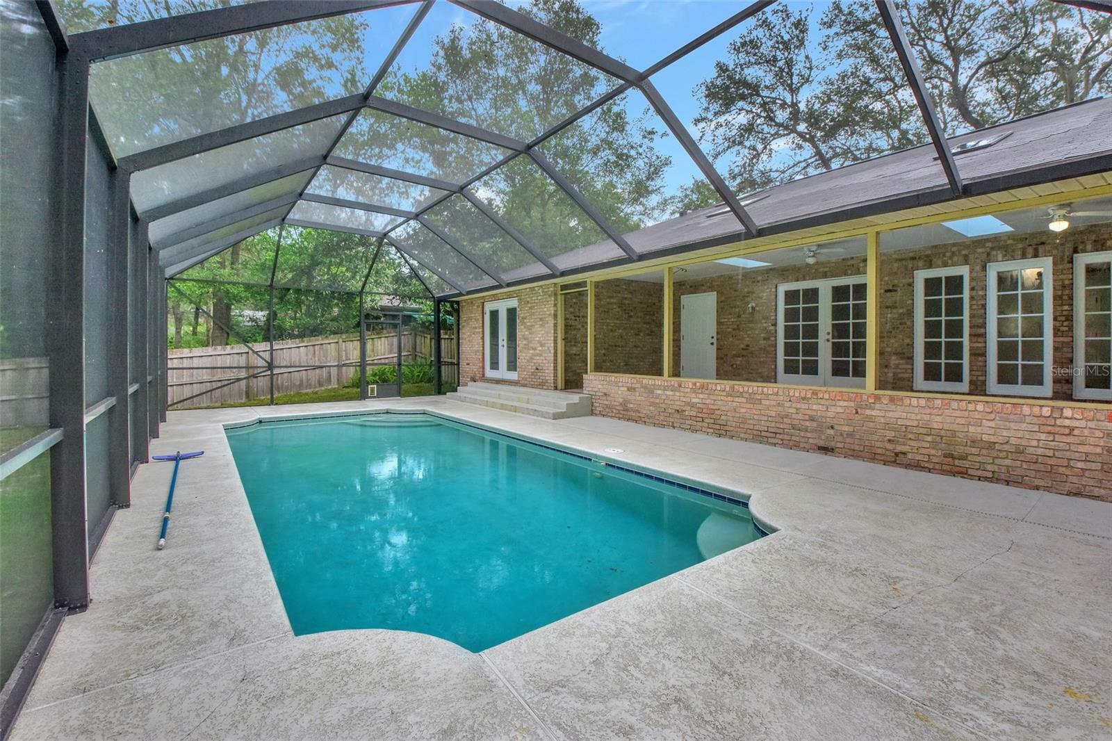 Property Photo:  946 Torchwood Drive  FL 32724 