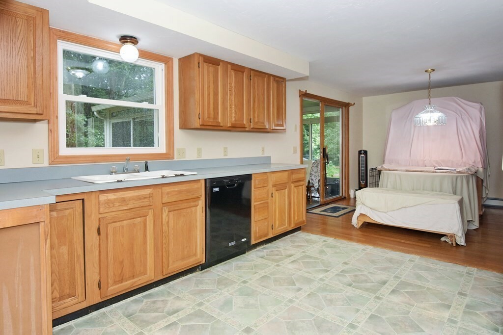 Property Photo:  119 North St  MA 01516 