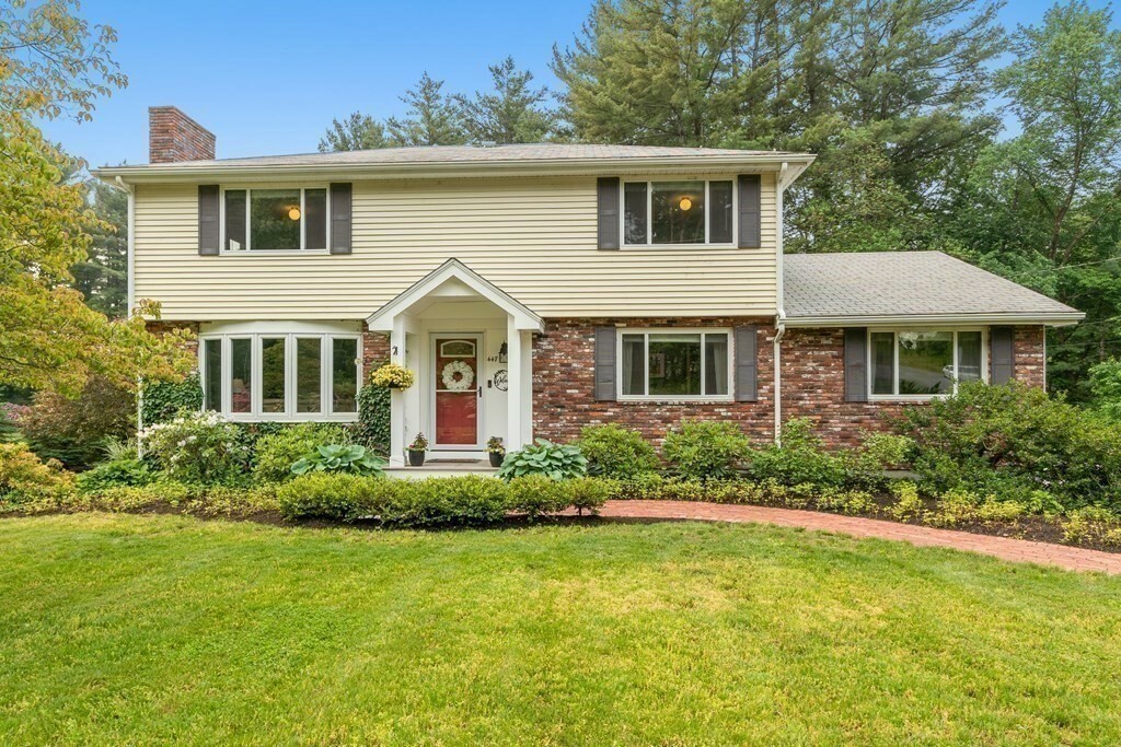 Property Photo:  447 Kendall Road  MA 01876 