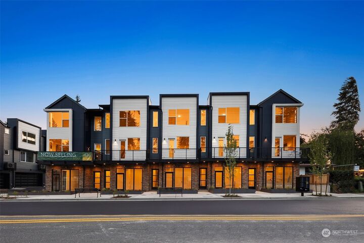 22902  56th Avenue W E  Mountlake Terrace WA 98043 photo