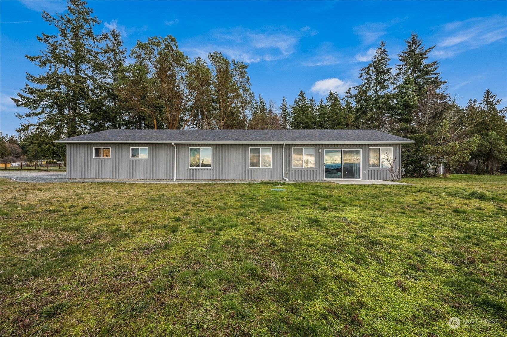 Property Photo:  1041 Zion Place  WA 98282 