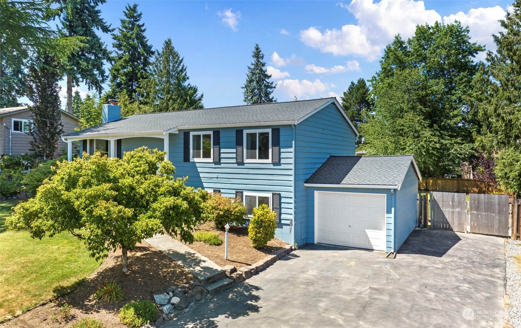 Property Photo:  7414 NE 145th Place  WA 98028 