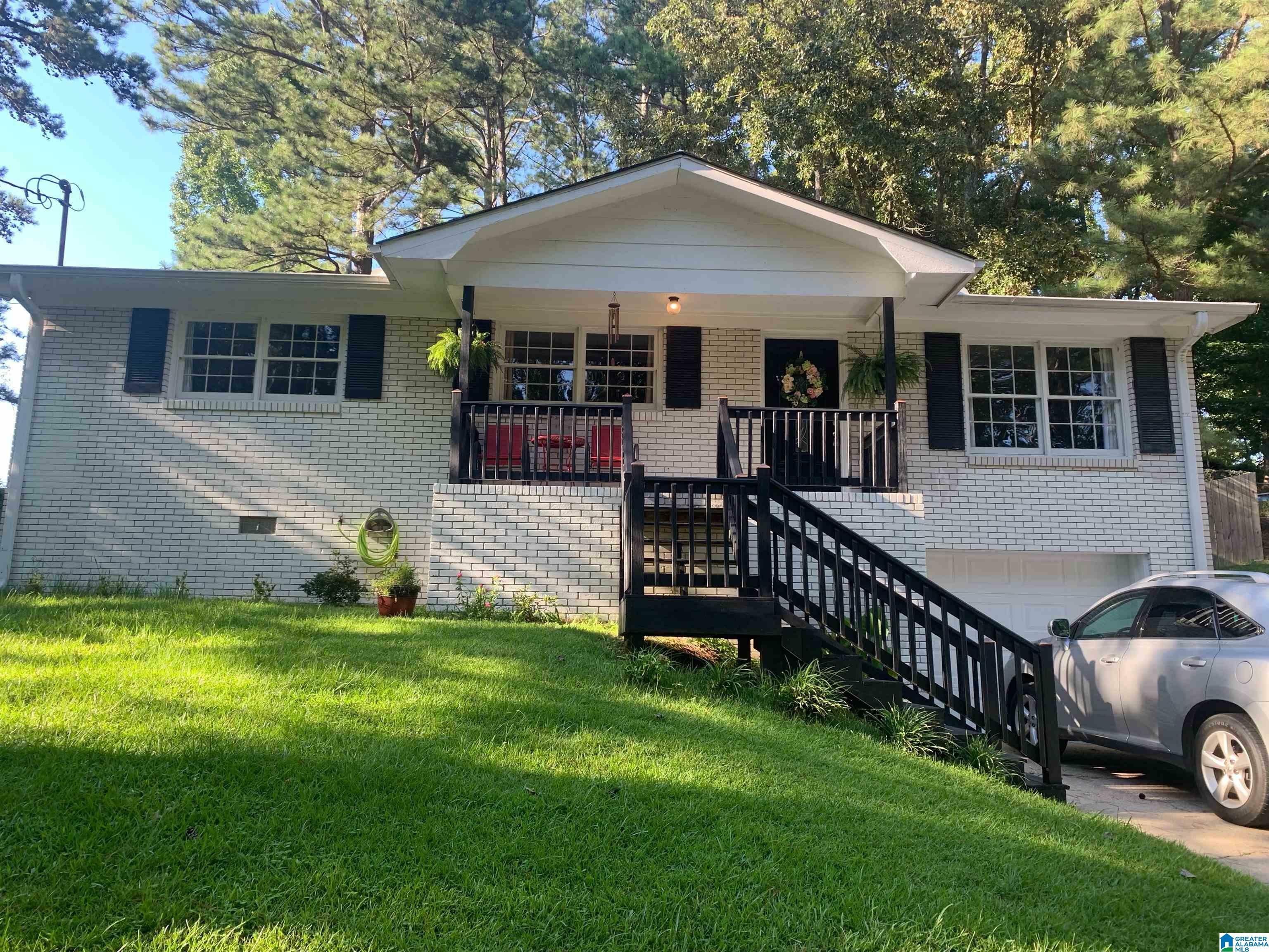 Property Photo:  305 Woodvale Avenue  AL 36277 