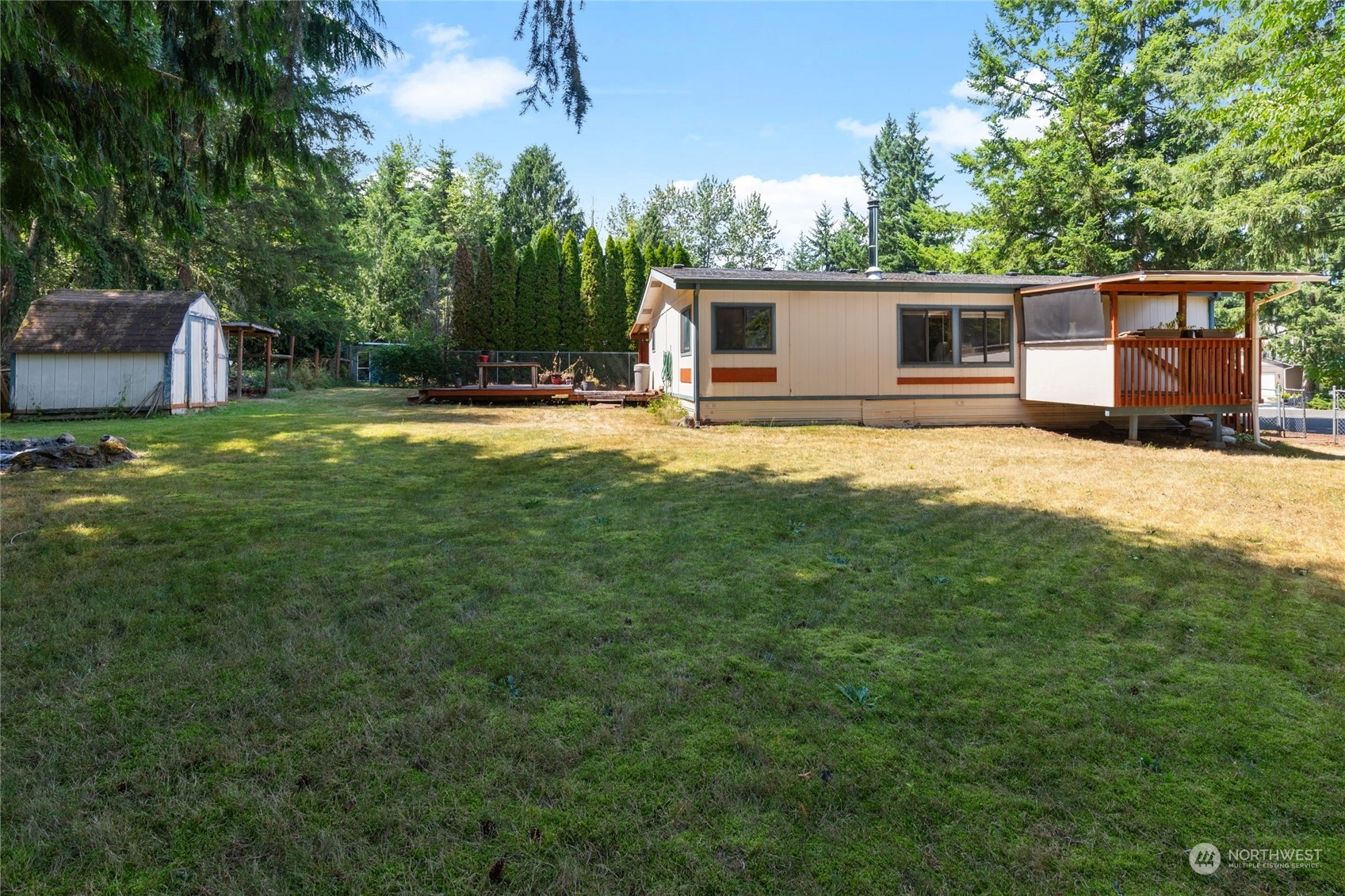 Property Photo:  21408 133rd St E  WA 98391 