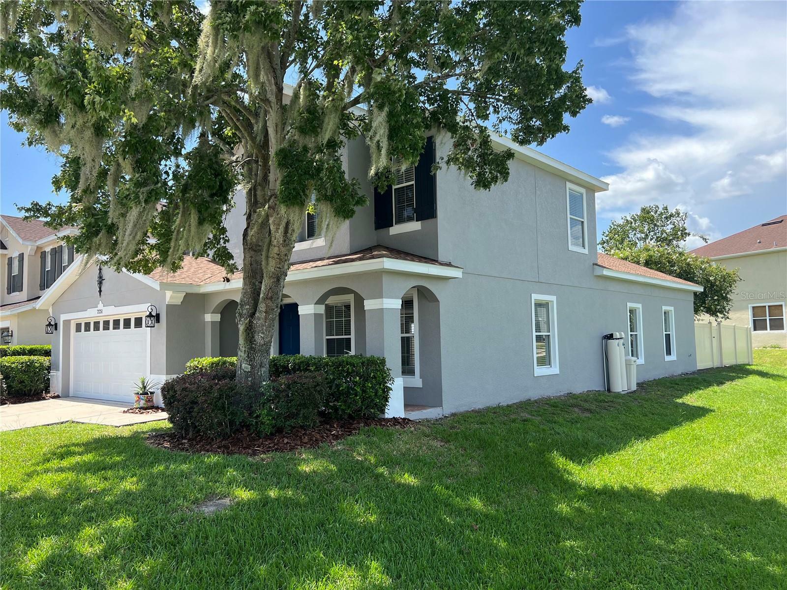 Property Photo:  2251 Geneva Drive  FL 33805 