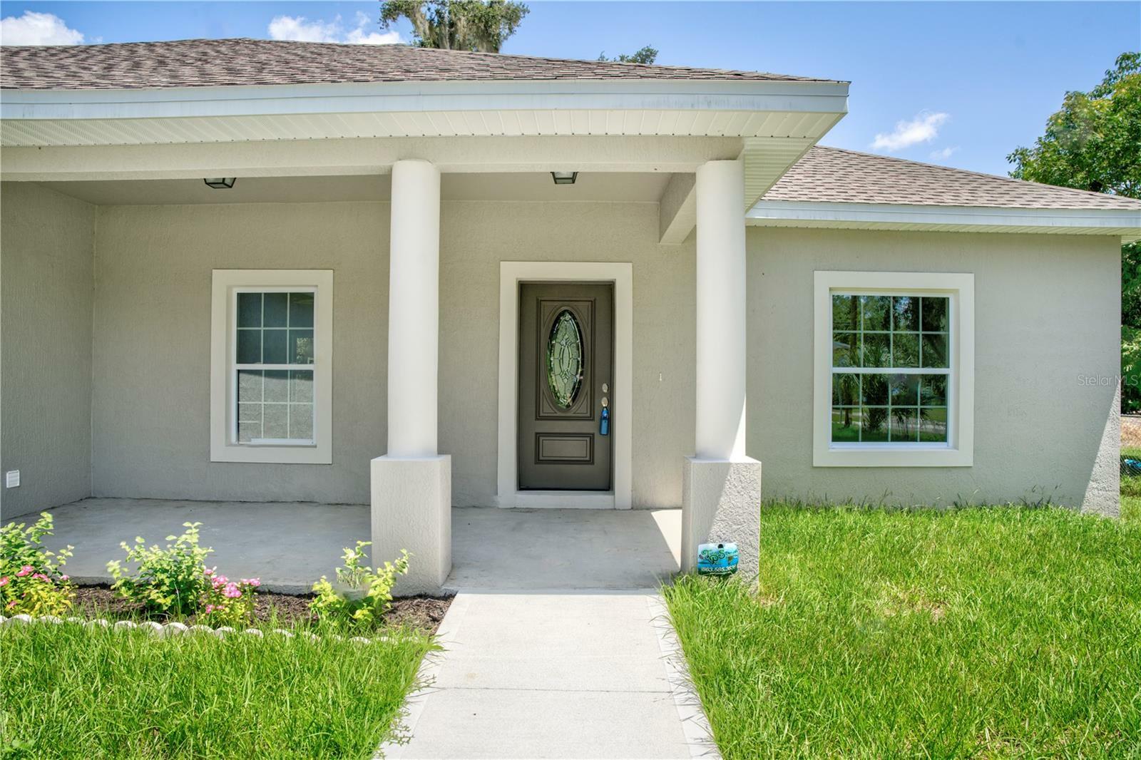 Property Photo:  341 E 8th Street  FL 33843 
