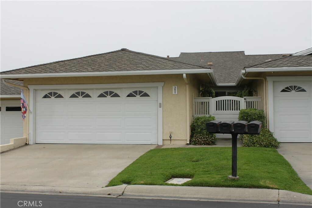 Property Photo: 3255 Paseo Gallita CA 92672