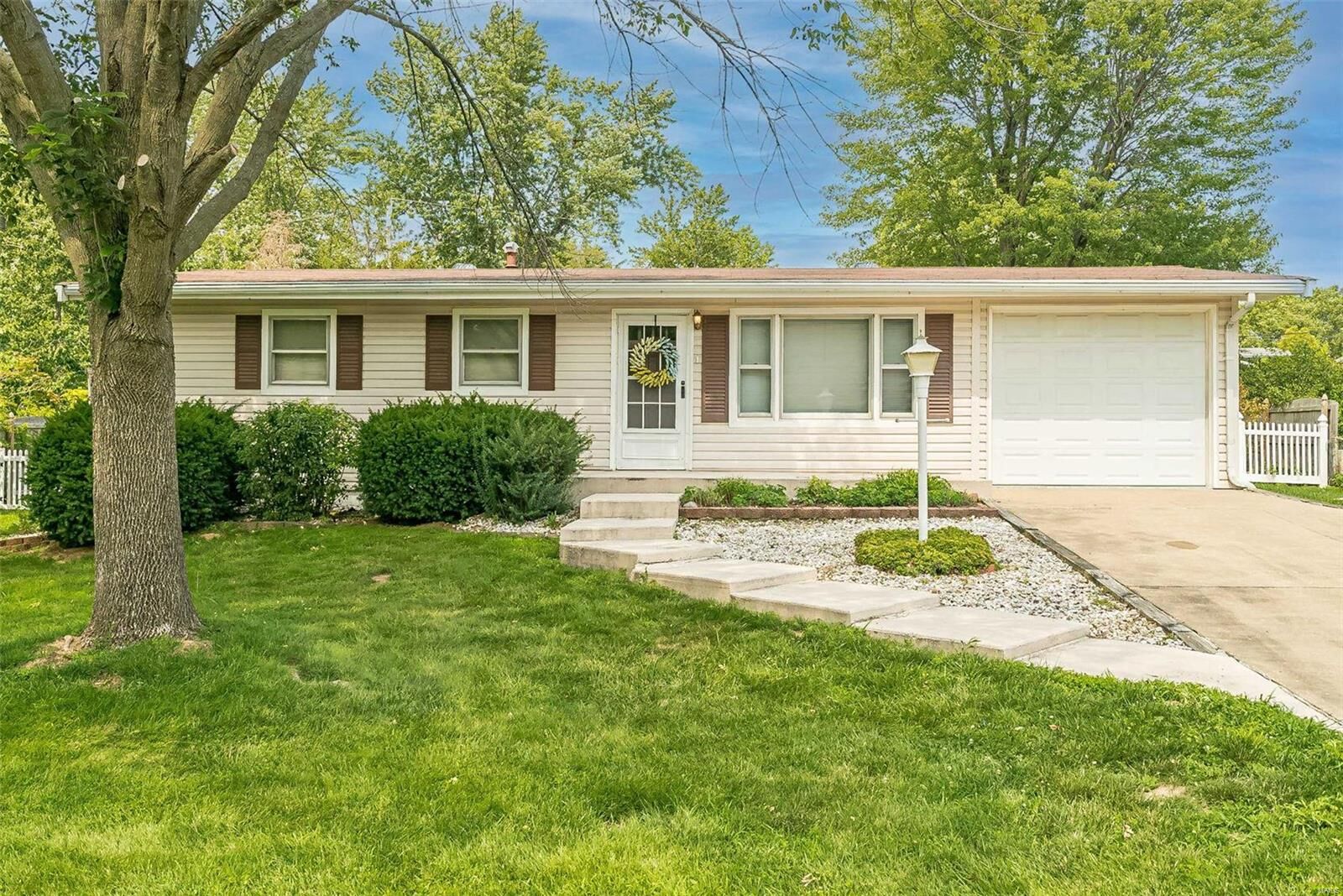 Property Photo: 312 Oakridge Lane MO 63367