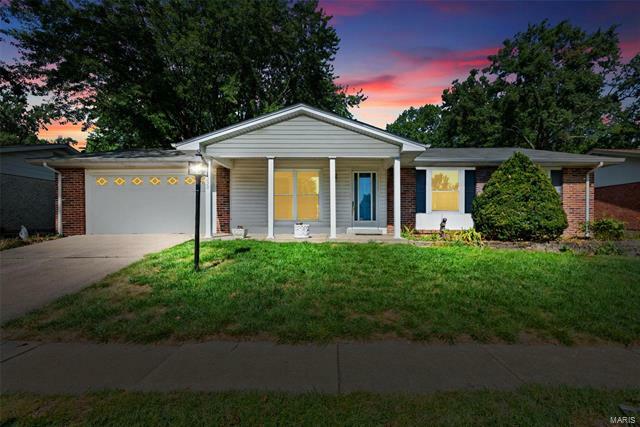 Property Photo: 6333 Peachwood Trail MO 63129