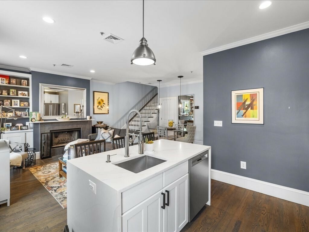 Property Photo: 578 Massachusetts Ave 3 MA 02118