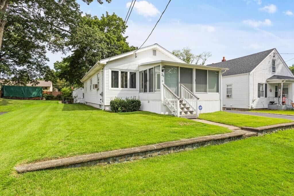Property Photo: 39 Vivian St RI 02895