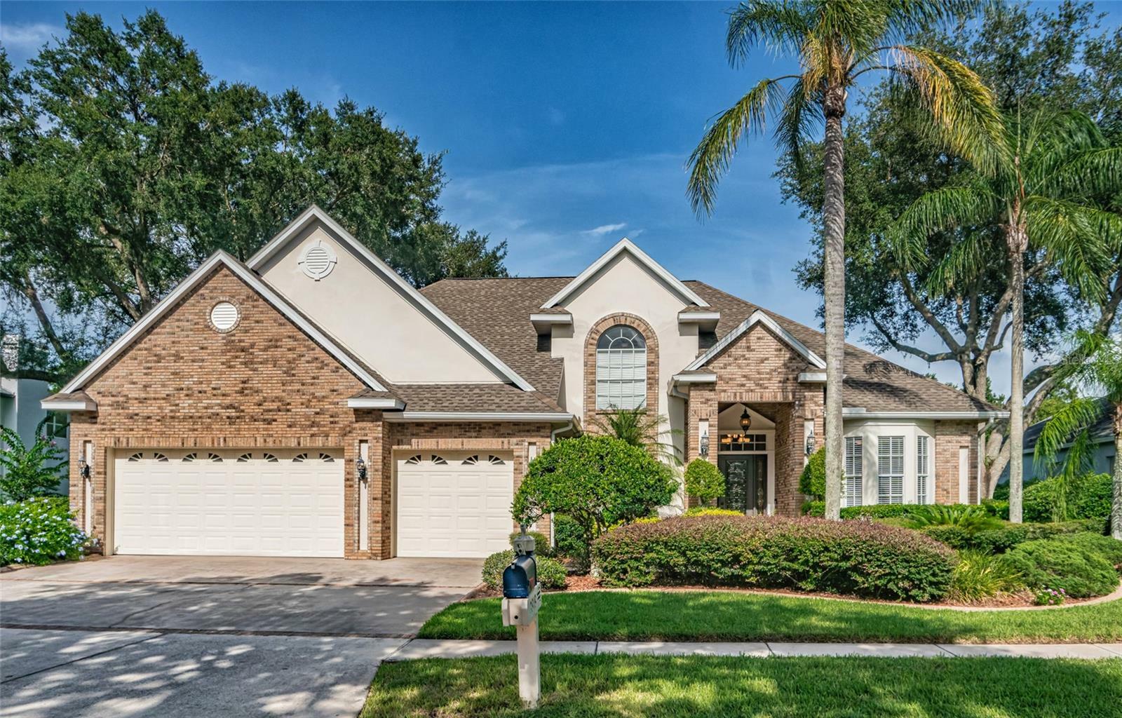 Property Photo: 3818 S Nine Drive FL 33596