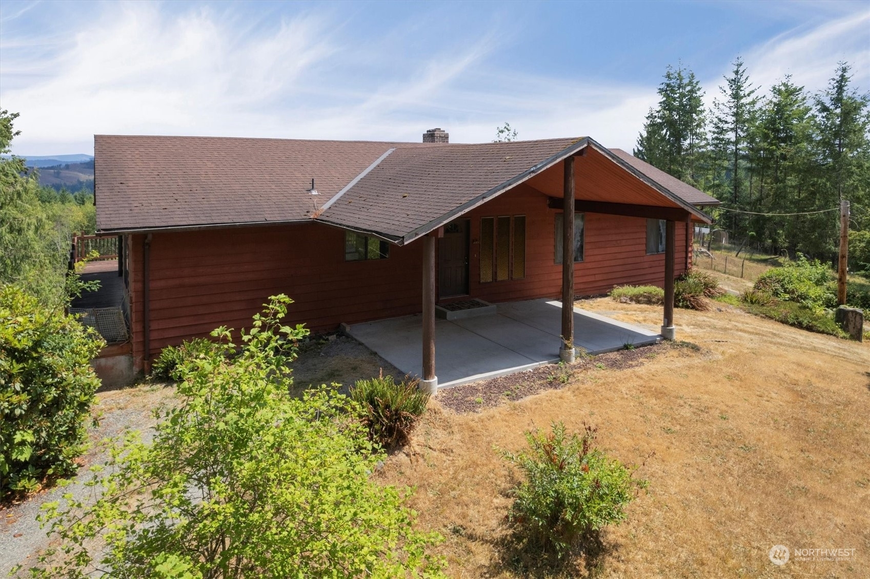 Property Photo:  1110 Woodside Drive  WA 98632 