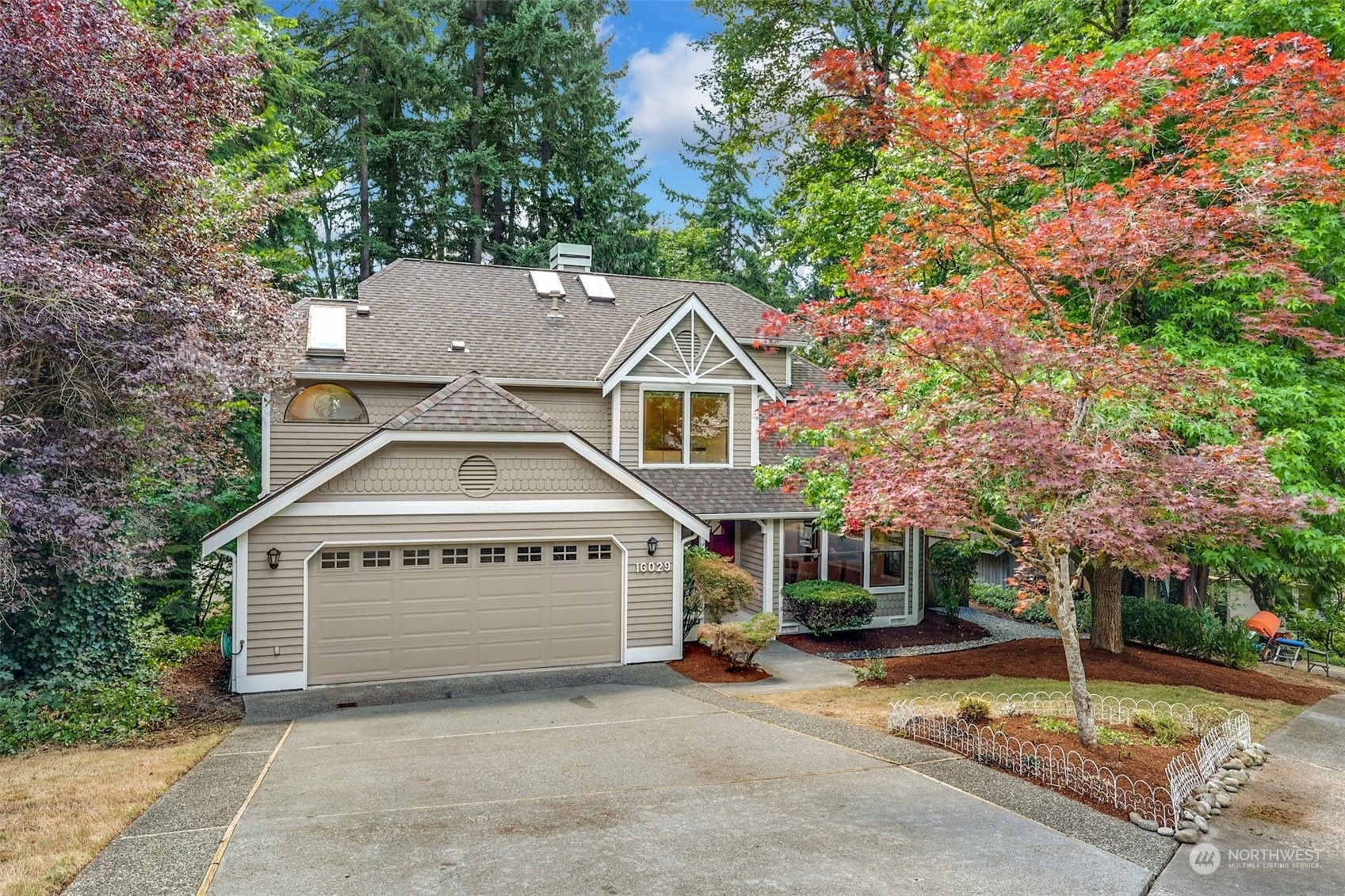 Property Photo:  16029 NE 95th Court  WA 98052 