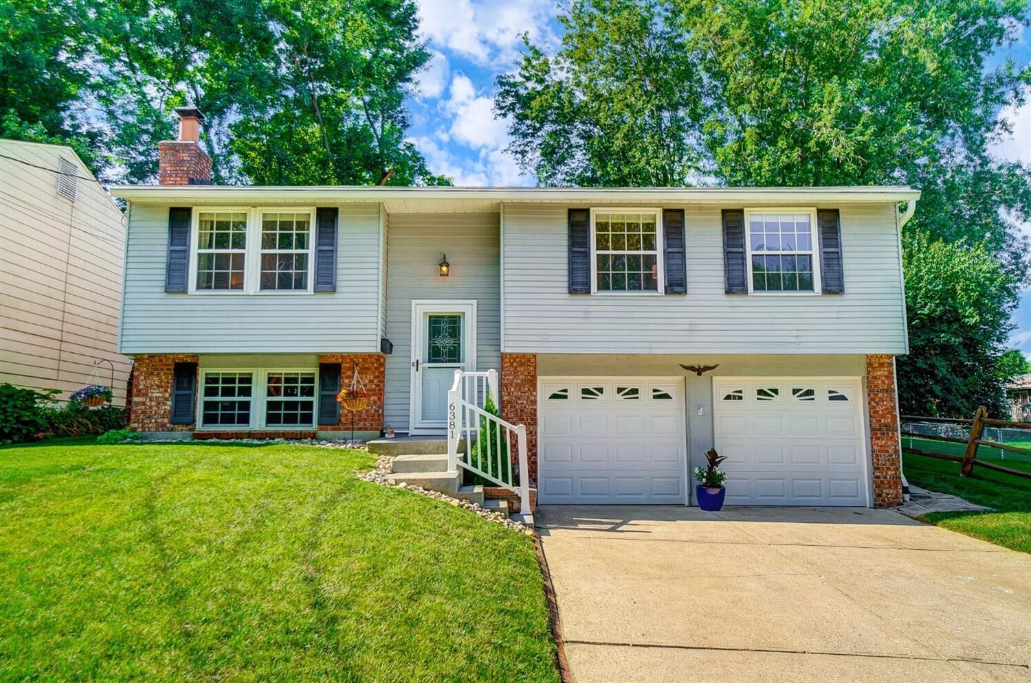 Property Photo:  6381 Beaconwood Dr  OH 45230 