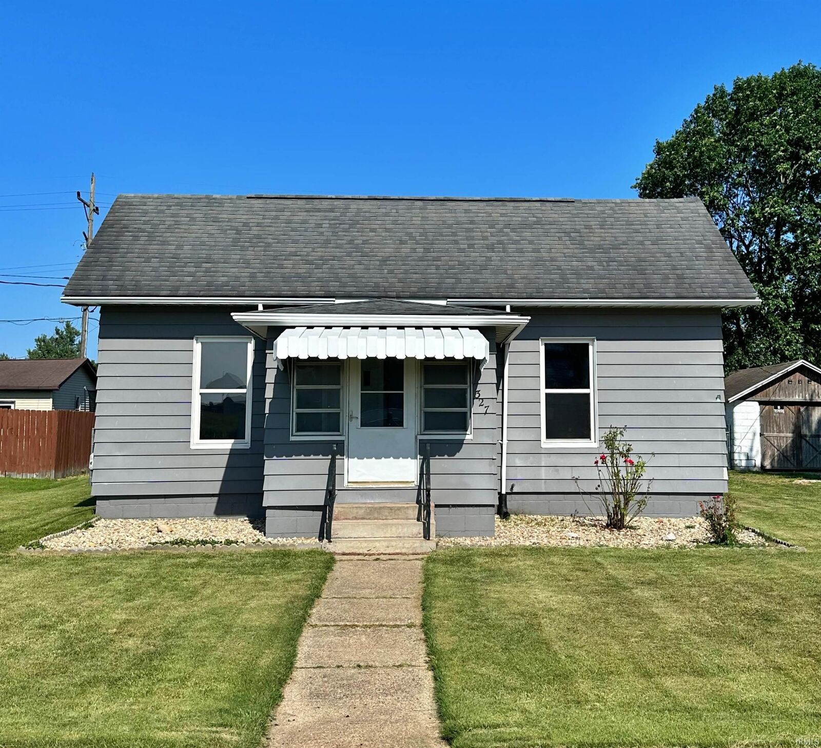 Property Photo:  327 Chestnut Street  IN 47465 