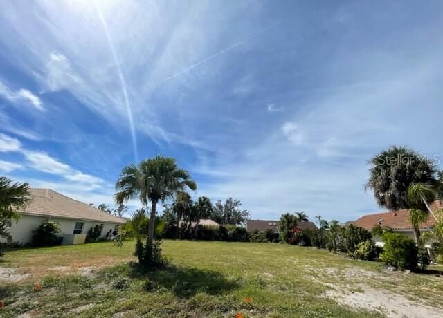 Property Photo:  565 Park Estates Square  FL 34293 
