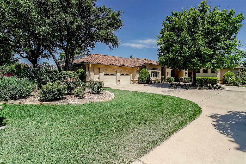 Property Photo:  9 Palmetto Court  TX 76262 