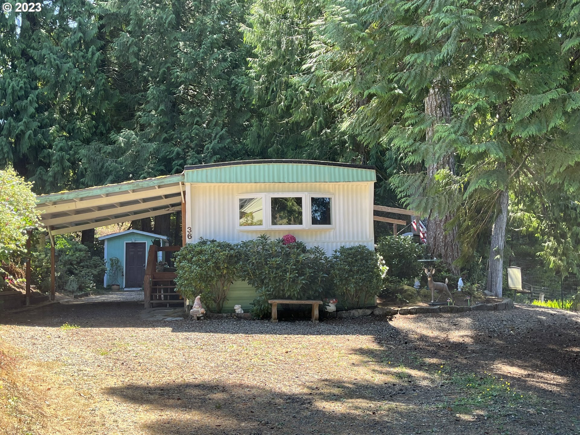 Property Photo:  89510 Highway 101 36  OR 97439 