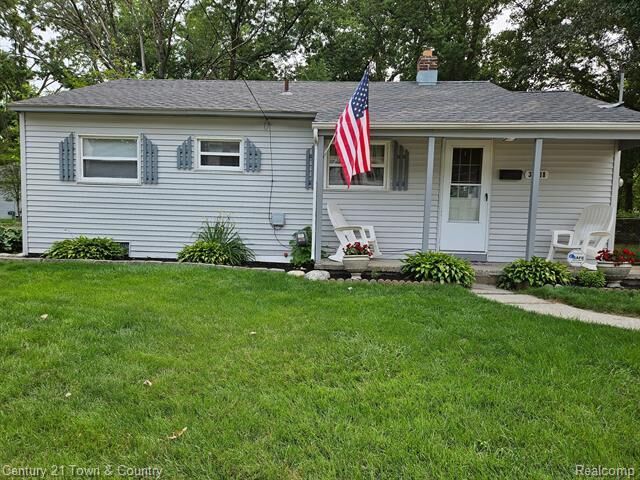 Property Photo:  32618 Montmorency Street  MI 48186 