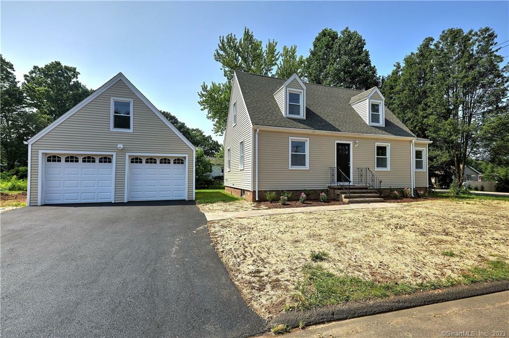 Property Photo: 1 Eagle Place CT 06516
