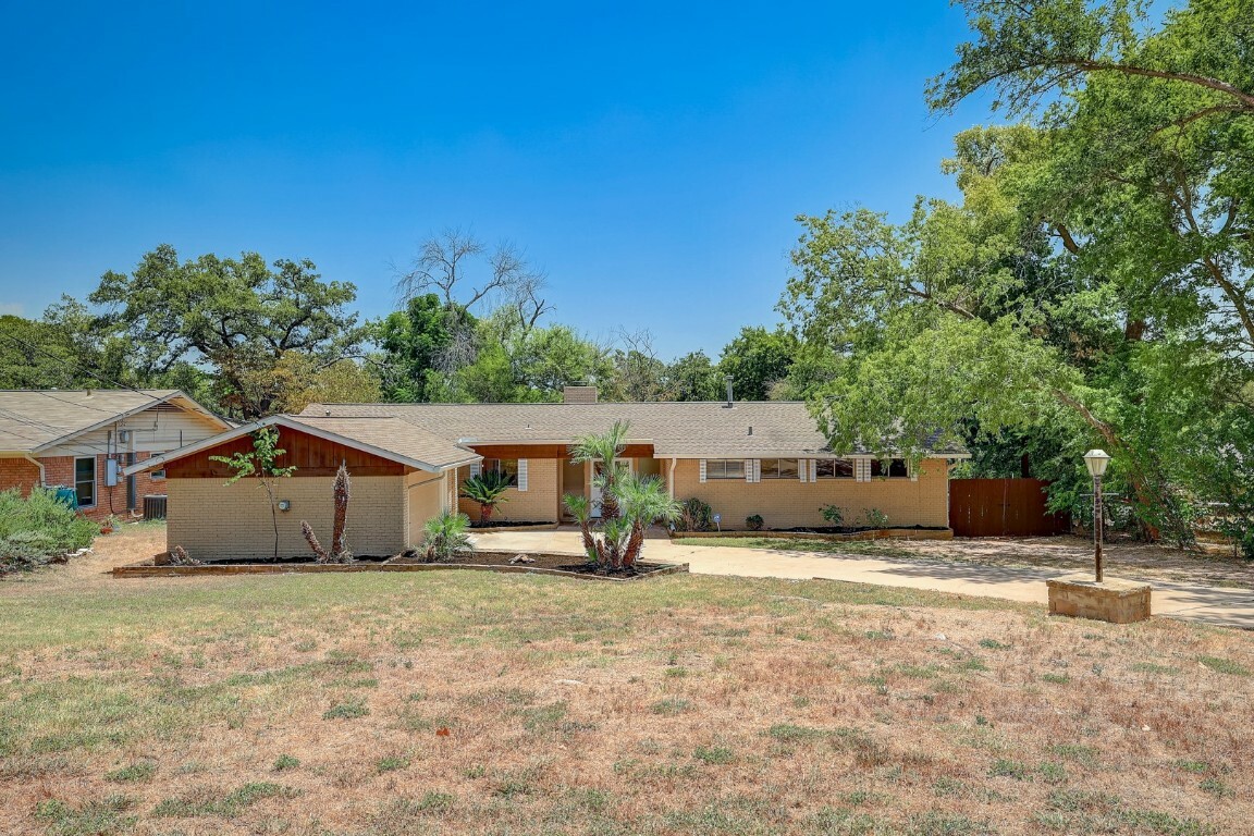 11705 Indianhead Drive  Austin TX 78753 photo