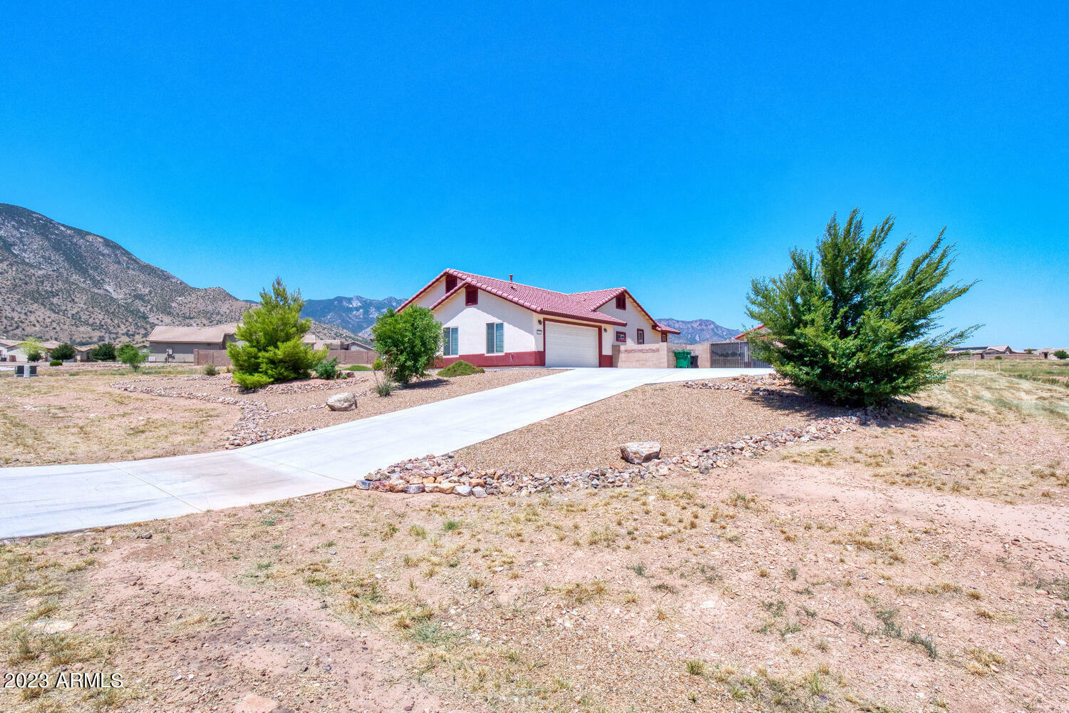 Property Photo: 6233 E Saddlehorn Circle AZ 85615