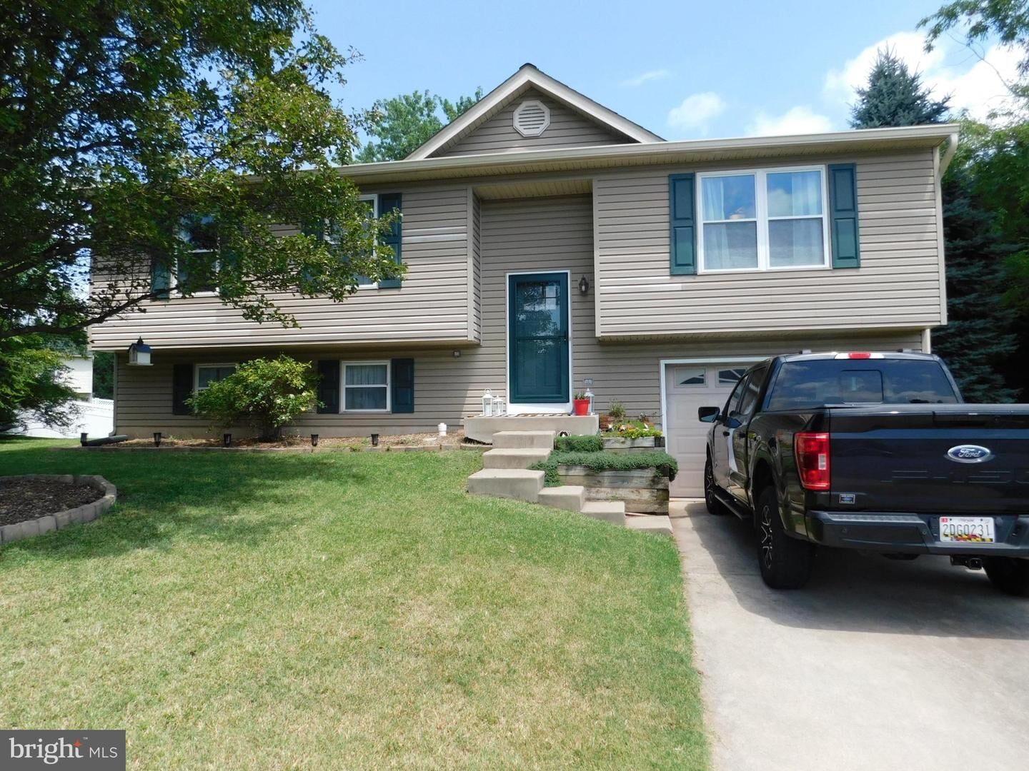 Property Photo: 179 Blarney Court MD 21787