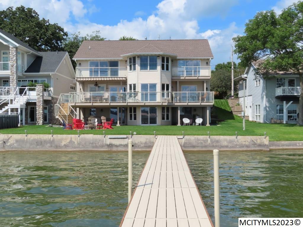 Property Photo: 3609 N Shore Dr IA 50428