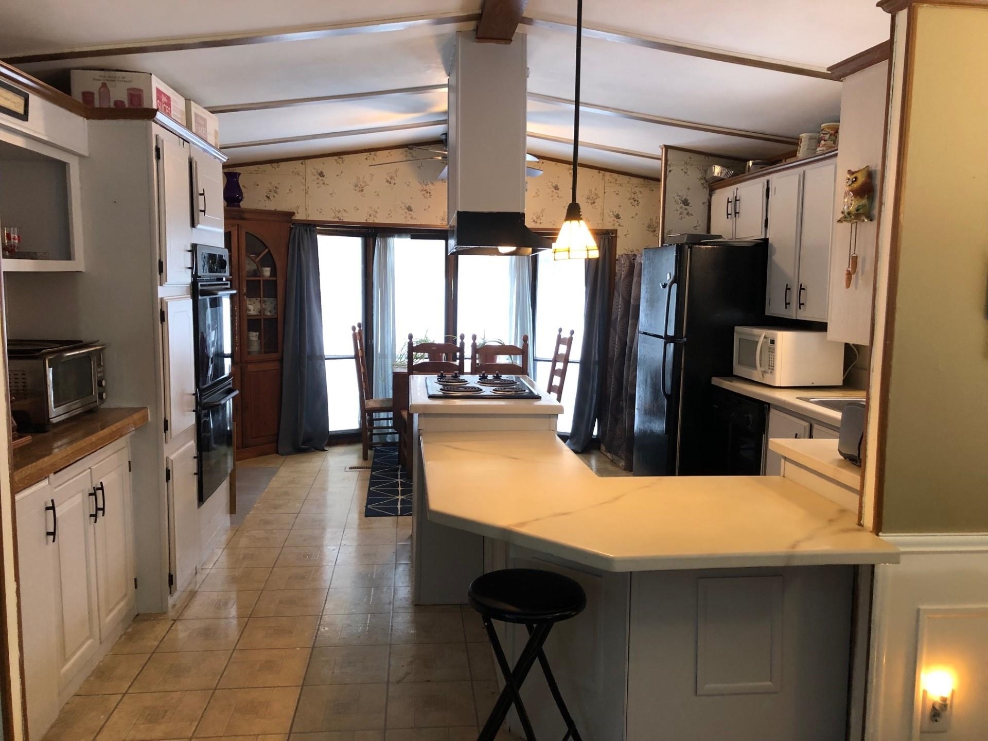 Property Photo:  17 Lamprey River Park  NH 03857 