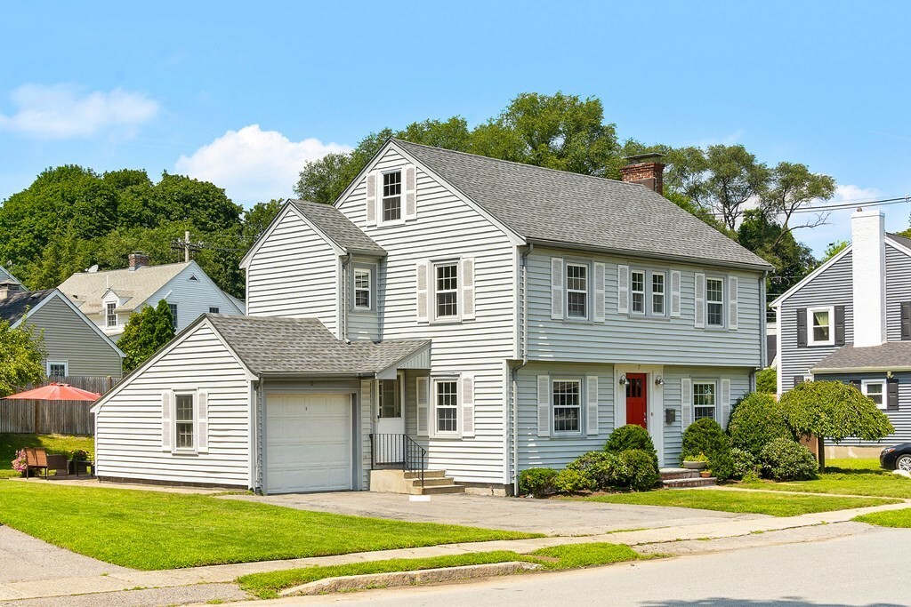 Property Photo:  7 Garrison Road  MA 02478 