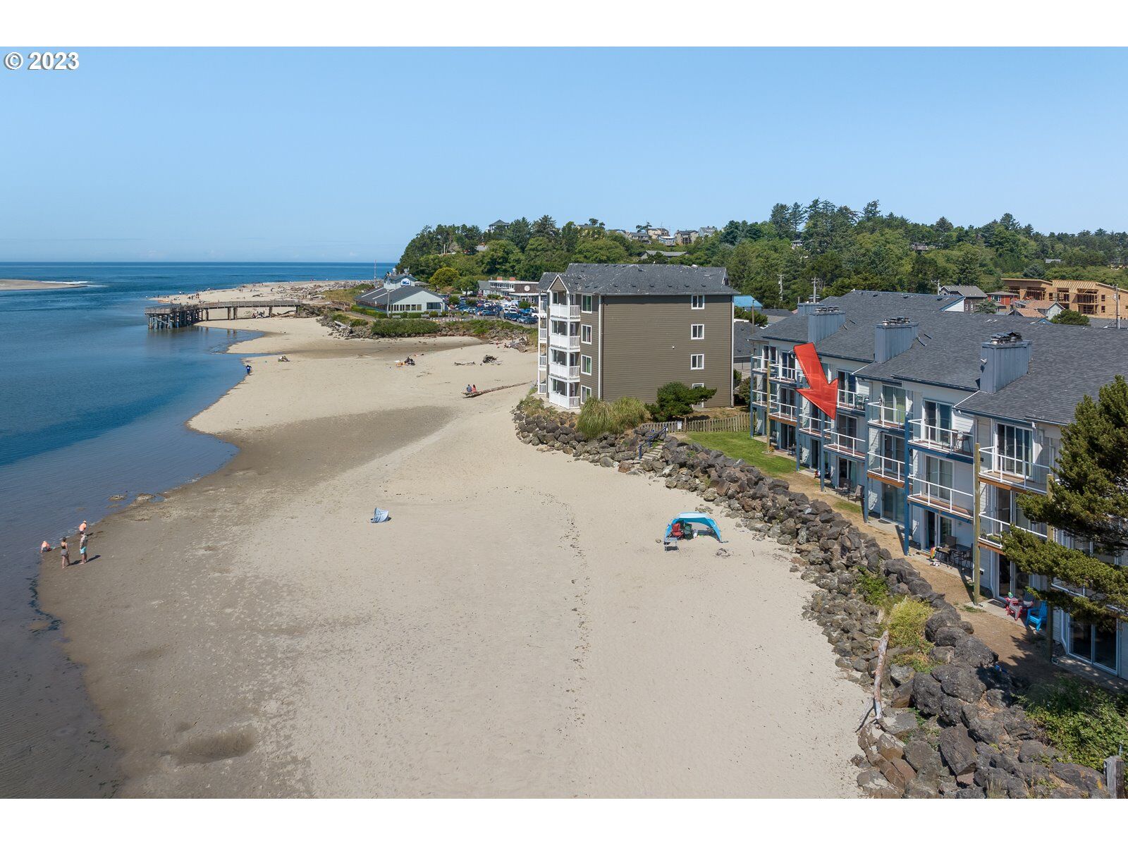 Property Photo: 1116 SW 51st St 205 OR 97367