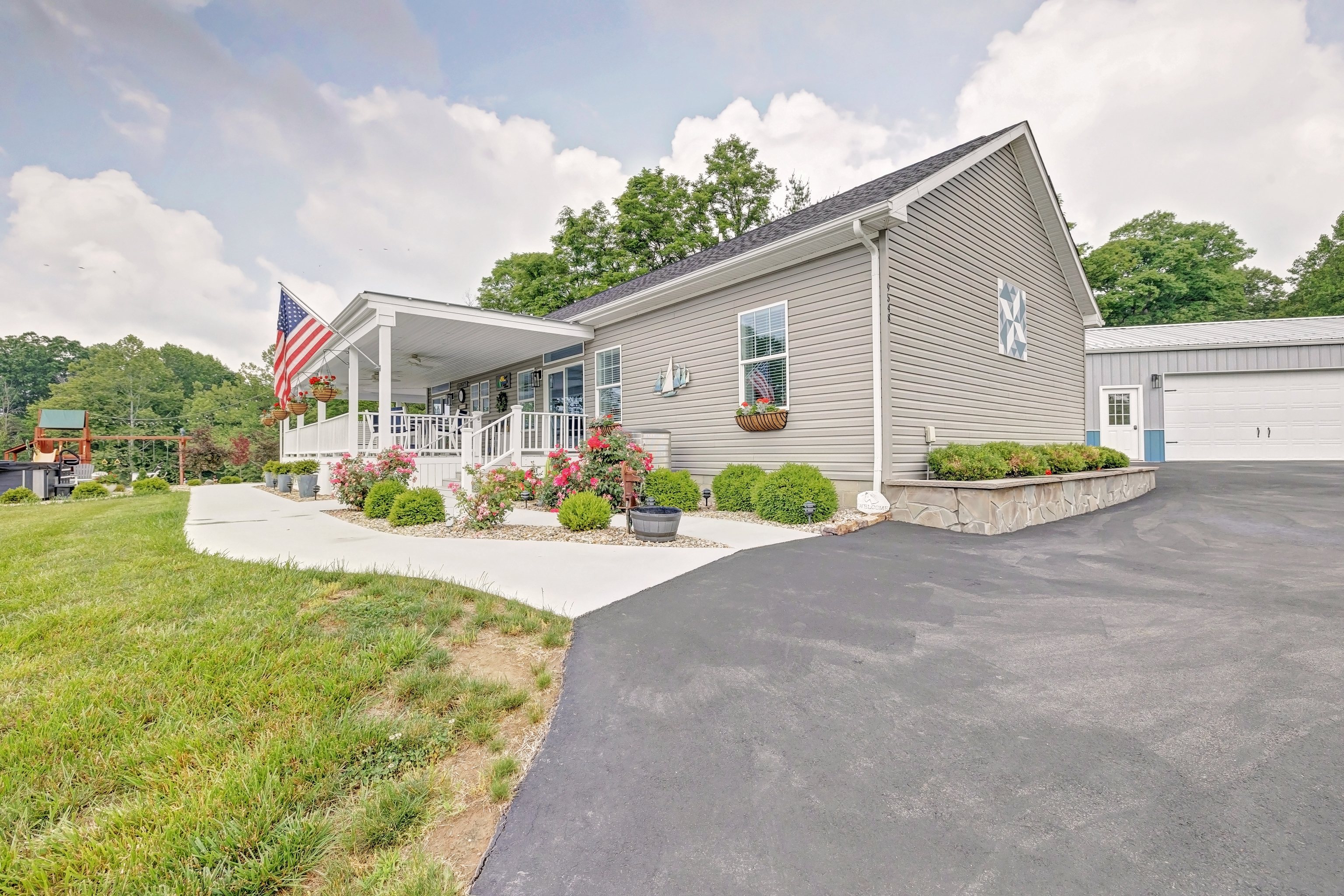 Property Photo: 9548 E Northshore Drive IN 47468