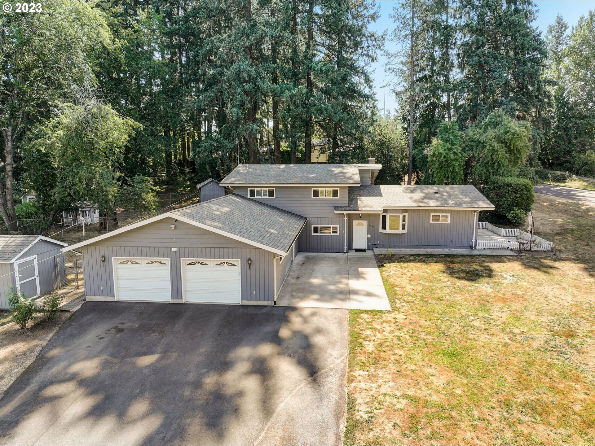 1855 Cloverleaf Rd  Lake Oswego OR 97034 photo