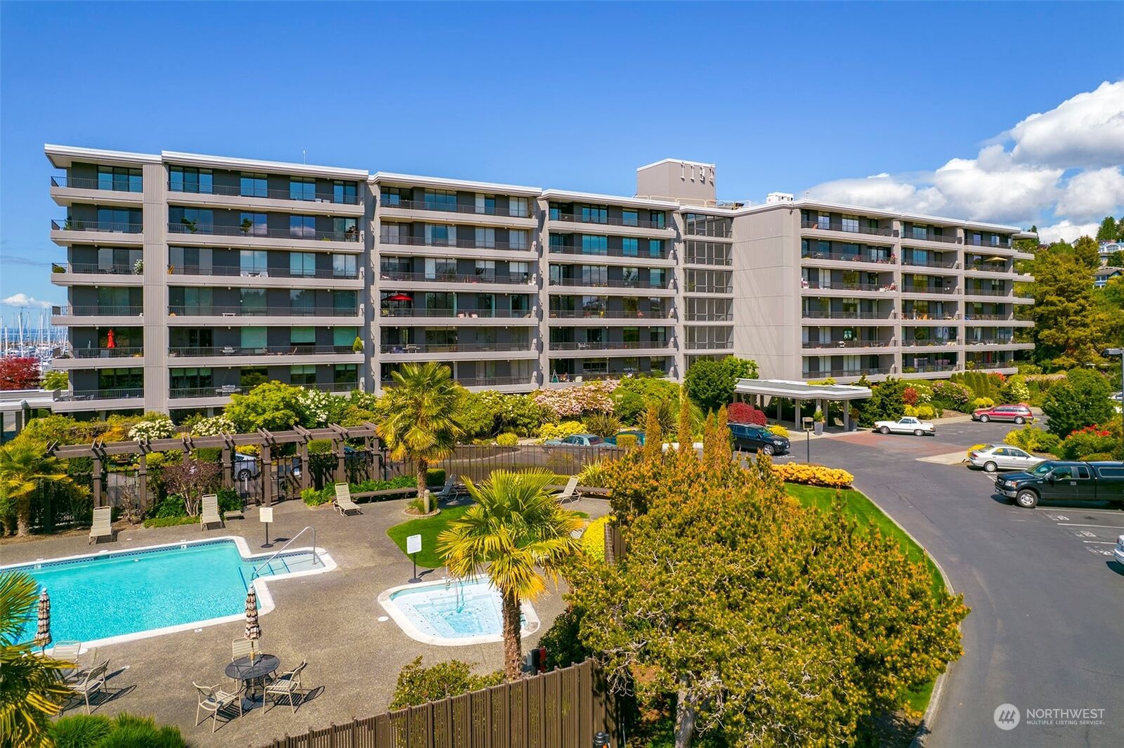 Property Photo:  6535 Seaview Avenue NW 104B  WA 98117 