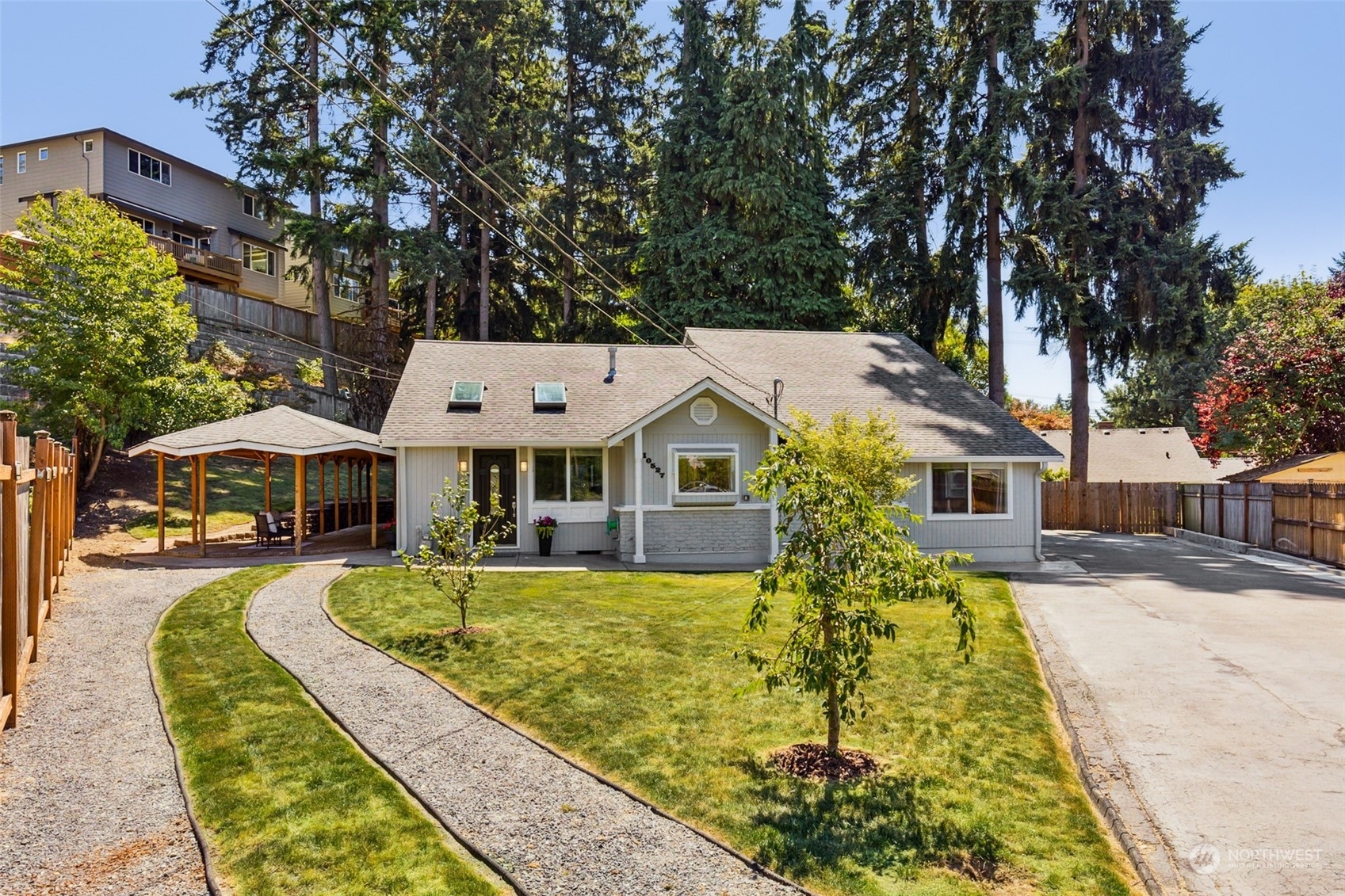 Property Photo:  10527 NE 133rd Place  WA 98034 