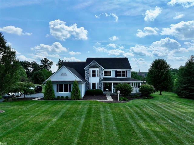 Property Photo: 6827 N Meadows MI 48130
