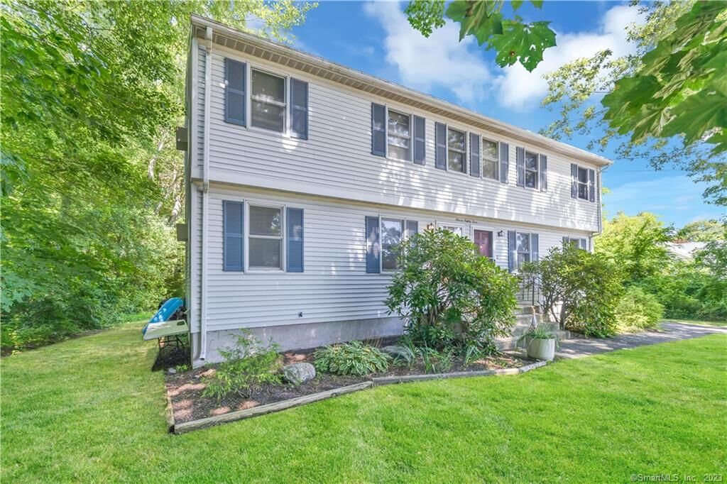 Property Photo: 1183 Hartford Turnpike CT 06066