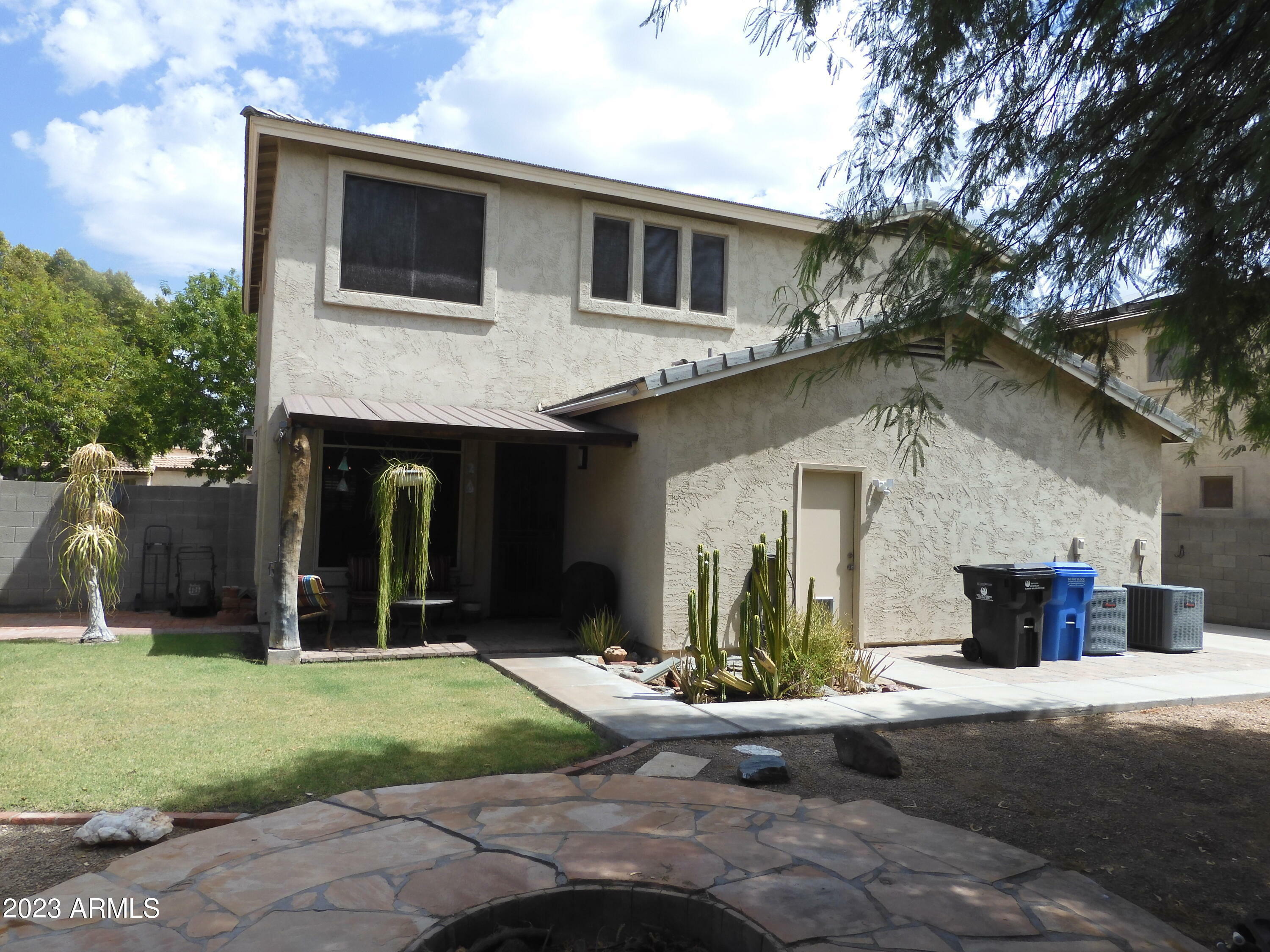 Property Photo:  1839 E Donner Drive  AZ 85042 