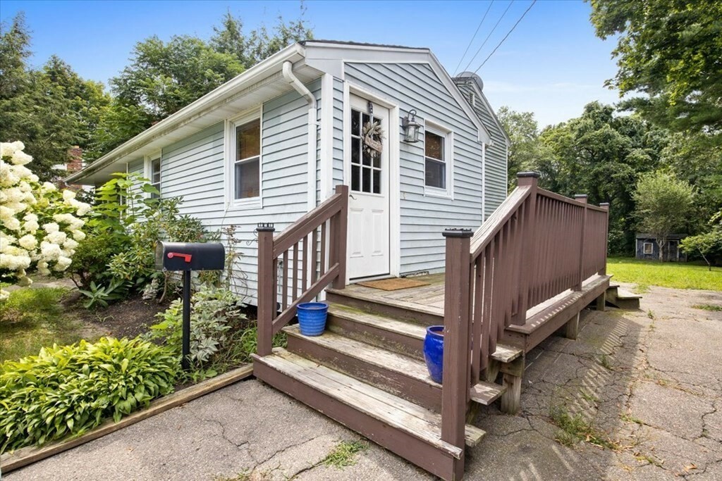 Property Photo:  237 South St  MA 02368 