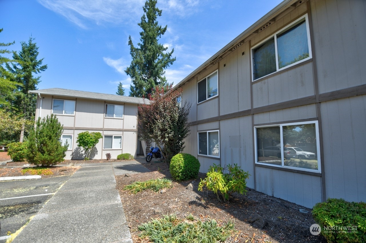 Property Photo:  316 SE Choker Street  WA 98503 