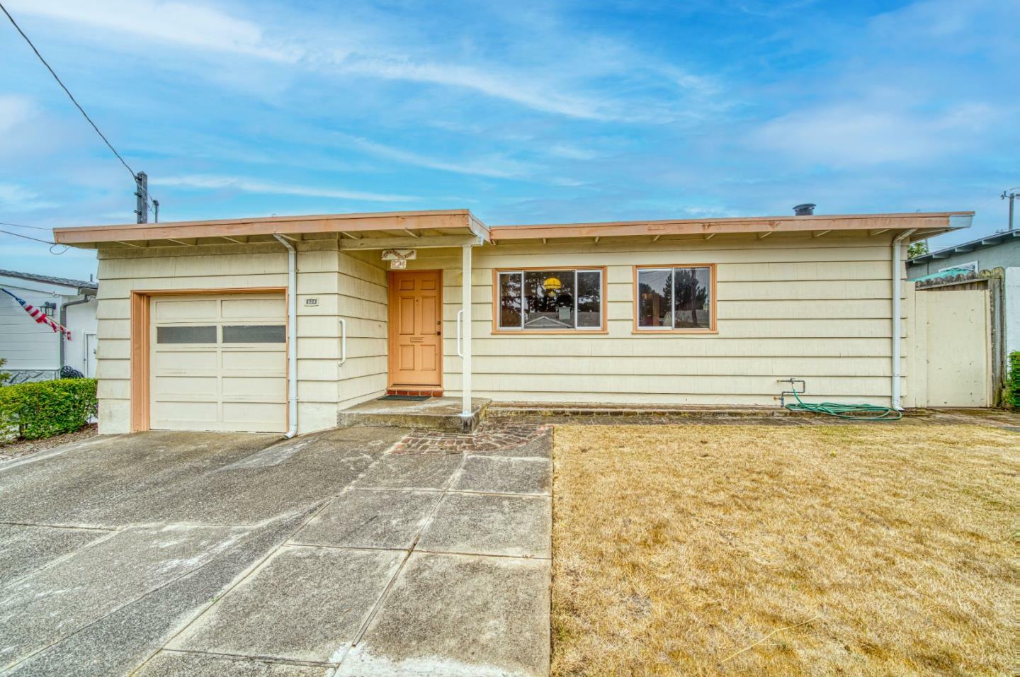 Property Photo: 824 Camaritas CA 94080