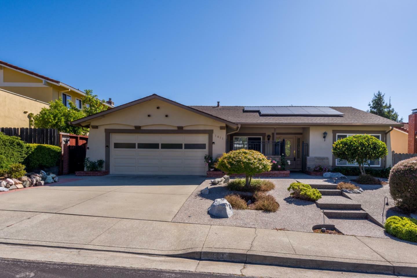 Property Photo:  1811 Randall Road  CA 94402 