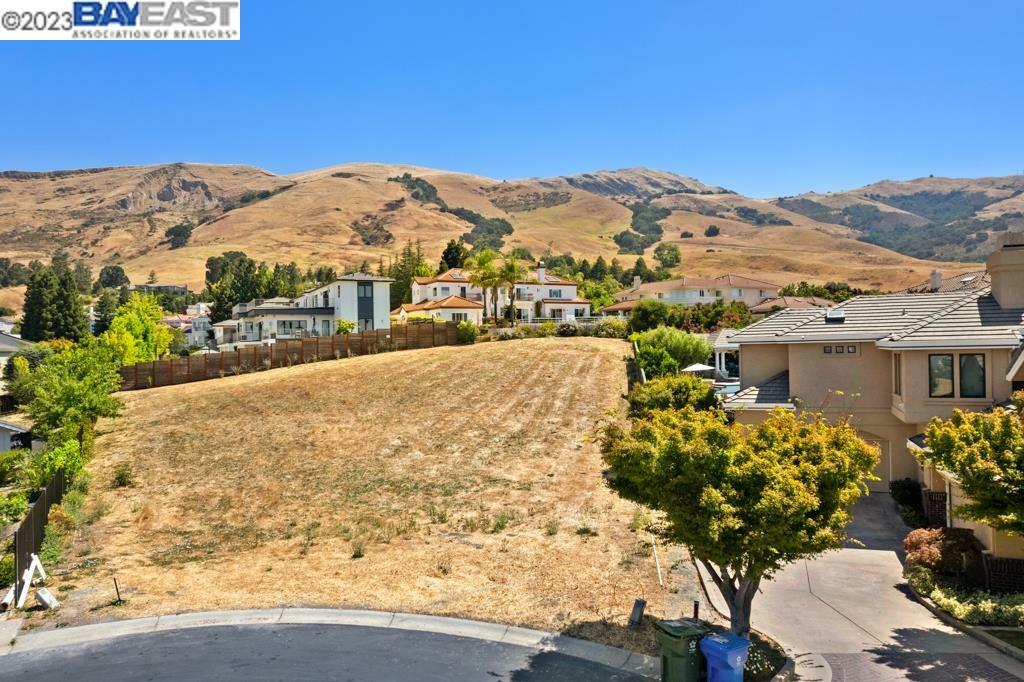 Property Photo:  2381 Rutherford Lane  CA 94539 