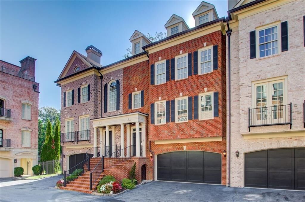 Property Photo:  3475 Roxboro Road NE 6  GA 30326 